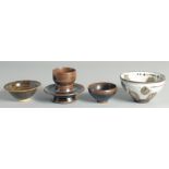 A COLLECTION OF CHINESE STUDIO GLAZED POTTERY ITEMS, comprising two bowls and two cups; one cup with