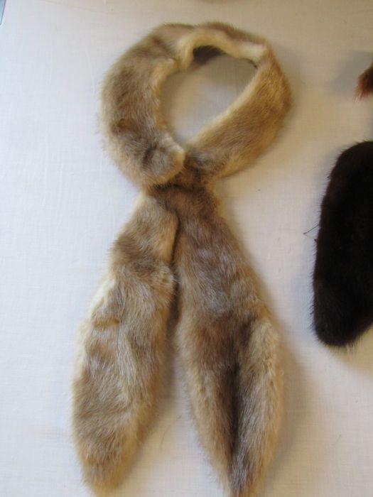Fur coat - fur collar and fur trimmings - Image 3 of 9