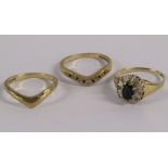 Stacking Trio of 9ct gold rings  - 9ct gold plain wishbone ring - Weight 1.6g - Size L - 9ct diamond