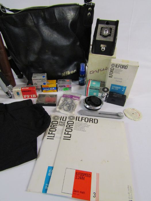 Selection of photography accessories includes Velbon Aef 3 Stand, Nikon camera bag etc - some - Image 3 of 10