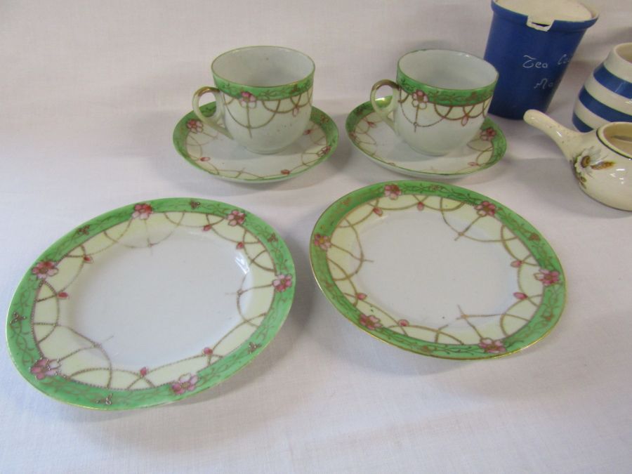 Selection of ceramics to include Conch shell tea set, cabbage leaf cups & saucers, Staffordshire - Image 4 of 12