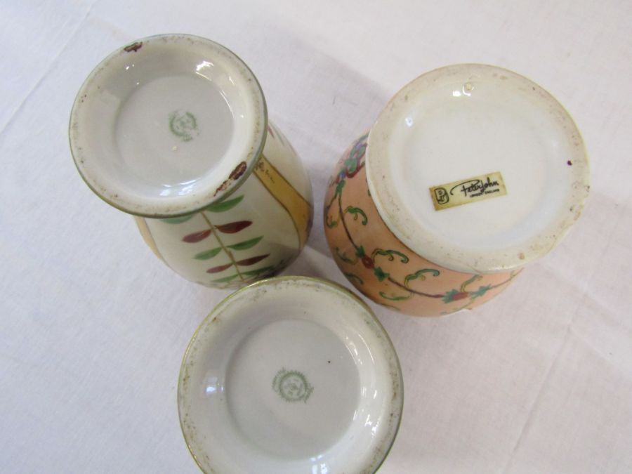 Selection of Japanese and Chinese design items, to include, brass backed plates, vases, - Image 8 of 9