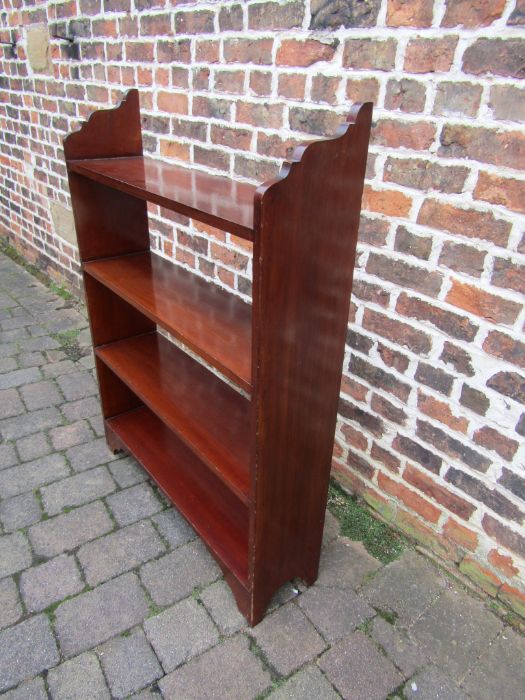 Mahogany bookshelf approx. 91cm x 121.5cm - Image 3 of 4