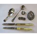 Small collection of silverware, small fruit knife engraved H.G.S, Thomas Marples 1896, small fruit