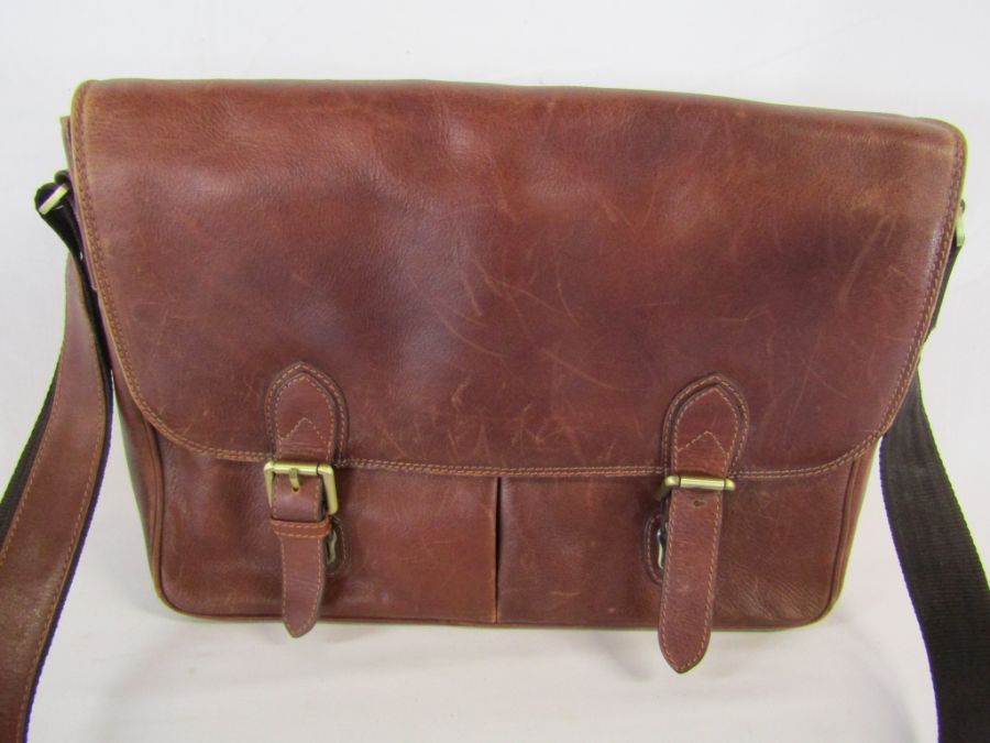 Visconti leather messenger bag with dust cover - Image 2 of 4