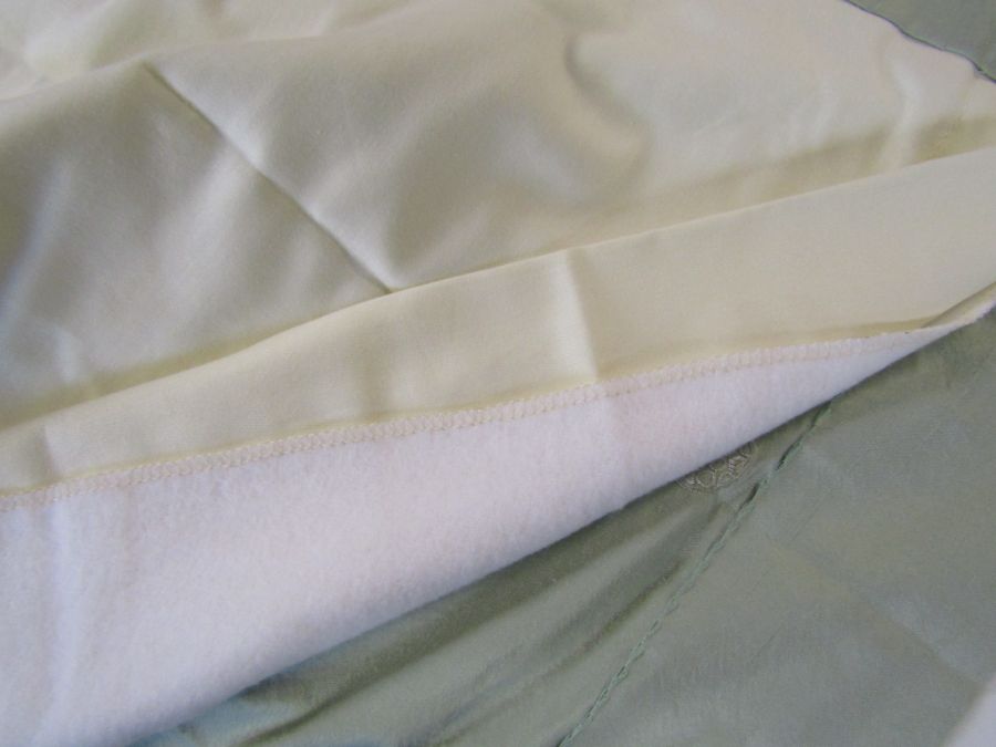 Pair of heavy lined fixed pleat curtains approx. 50"x84" with tiebacks - Image 6 of 6