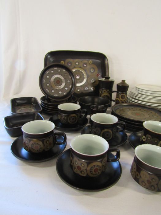 Denby Arabesque part dinner set and Royal Doulton part dinner set with serving bowls and lids (plate - Image 2 of 7