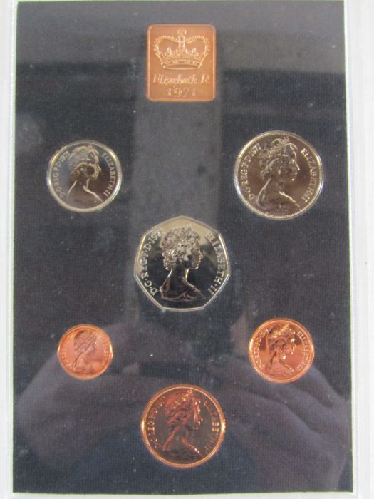 Selection of coins to include The Decimal Coinage of Great Britain and Northern Ireland 1970 - - Image 16 of 18