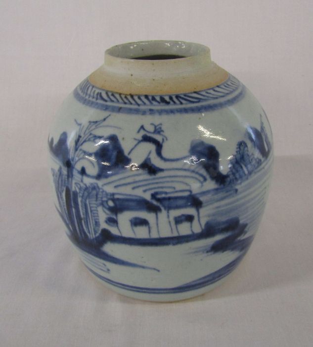 Chinese chamber pot D 17 cm (excluding handle) H 12 cm and a Chinese ginger jar H 17 cm (missing - Image 2 of 10