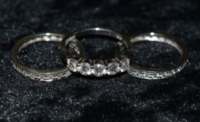 Set of silver & cubic zirconia trilogy rings size S
