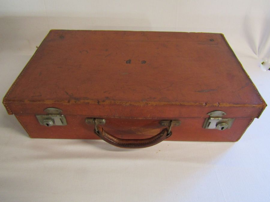 3 leather suitcases and Gladstone bag - Image 2 of 5