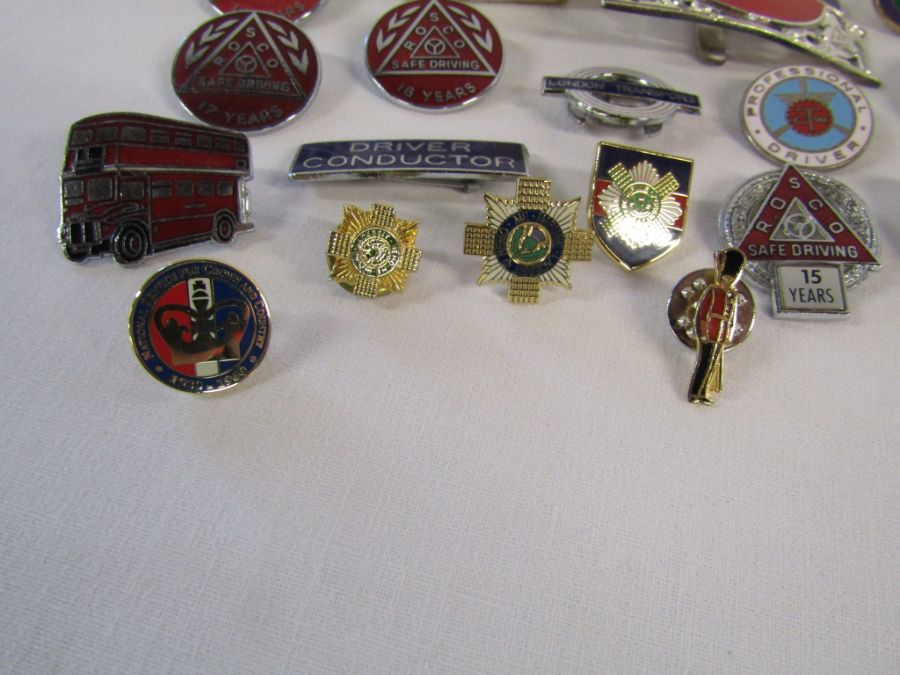 Collection of London underground, London Transport and other badges and pins, long service badges - Image 3 of 6