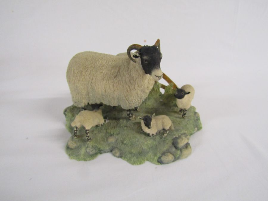 Selection of collectables to include - Border Fine Arts, collie dog and sheep (af), Aynsley table - Image 4 of 10