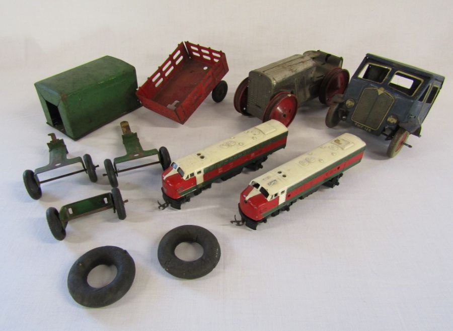 Louis Marx & Co wind up tin tractor - Mettoy Dunlop Fort tin truck with figure - Triang trains R55/
