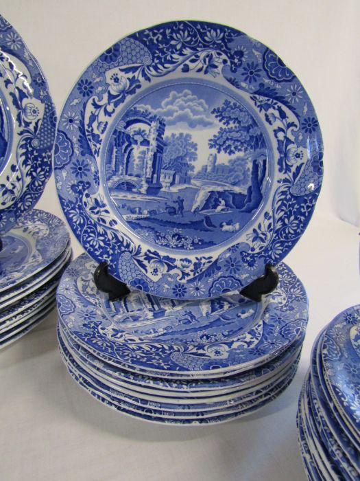 Spode Italian plates, varying sizes, varying ages (stands for display only) - Image 5 of 6