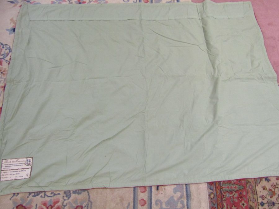 Large 20th century reproduction wall tapestry by JP Paris 'Point des Meurins - Panier de Fleaurs - - Image 7 of 7