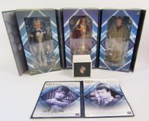 Limited Edition 1:6 scale collector figure of Dr Who figures - 4th Dr - Tom Baker with booster