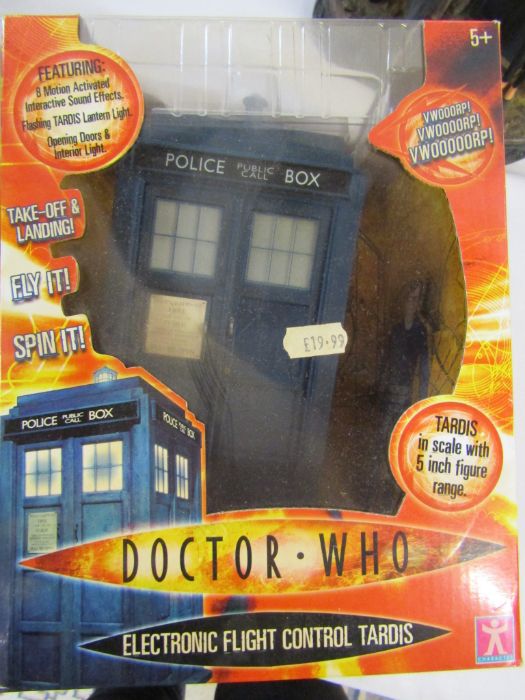 Collection of Dr Who, limited edition wooden model of the Tardis, Classic Moments An Unearthly - Image 6 of 8