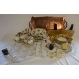 Various ceramics including Royal Cauldon 'Victoria' pattern part tea/dinner service, 10 punch