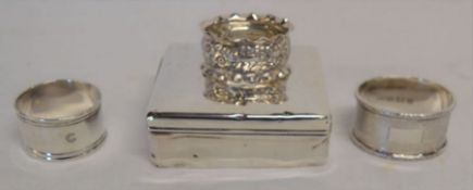 3 silver serviette rings (2.8 ozt) & a silver cigarette box