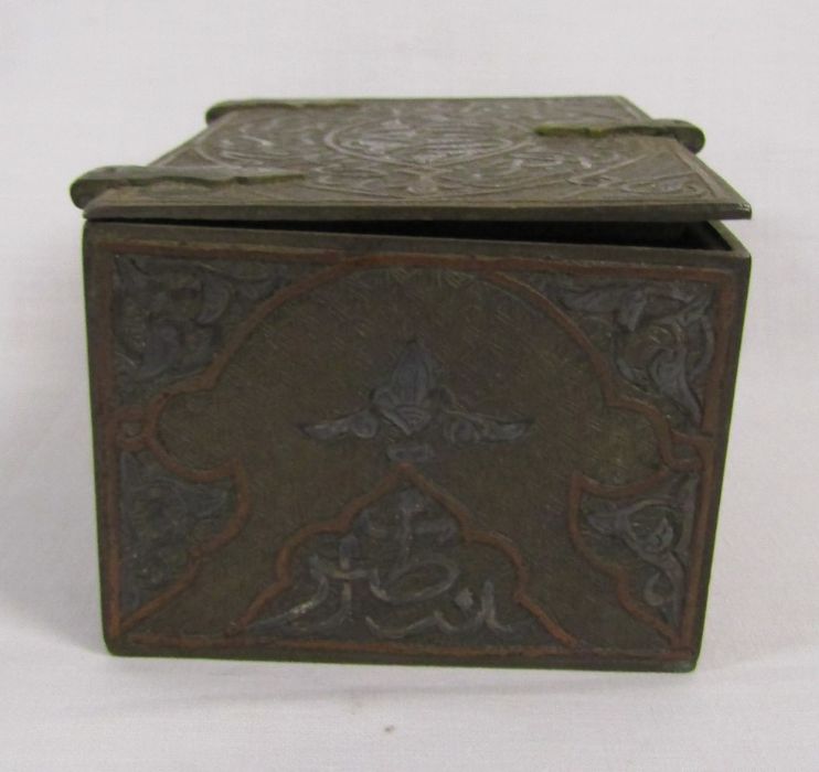 Small bronze box with silver embellishments approx. 12.5cm x 8.5cm x 6cm - Image 4 of 5