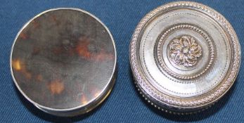 French circular white metal pill pot marked Bointabure a Paris, silver pot with tortoiseshell