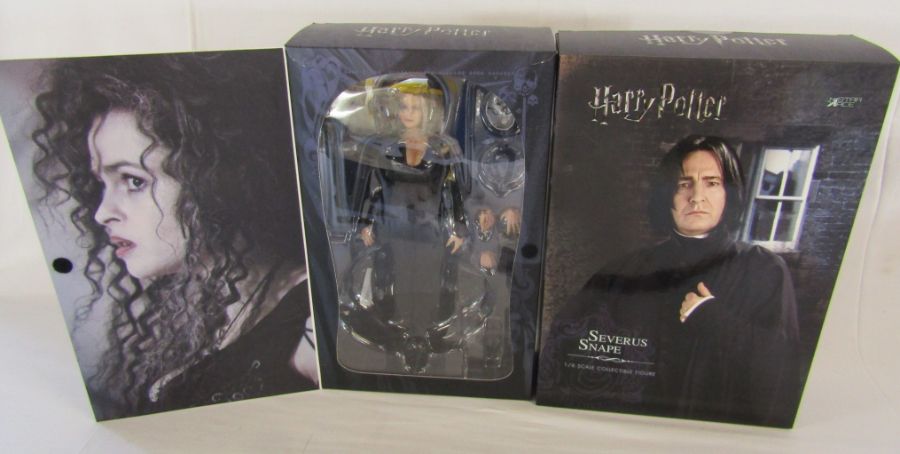 Harry Potter - Bellatrix Lestrange and Severus Snape 1/6 action figures (Bellatrix is missing wand - Image 2 of 7