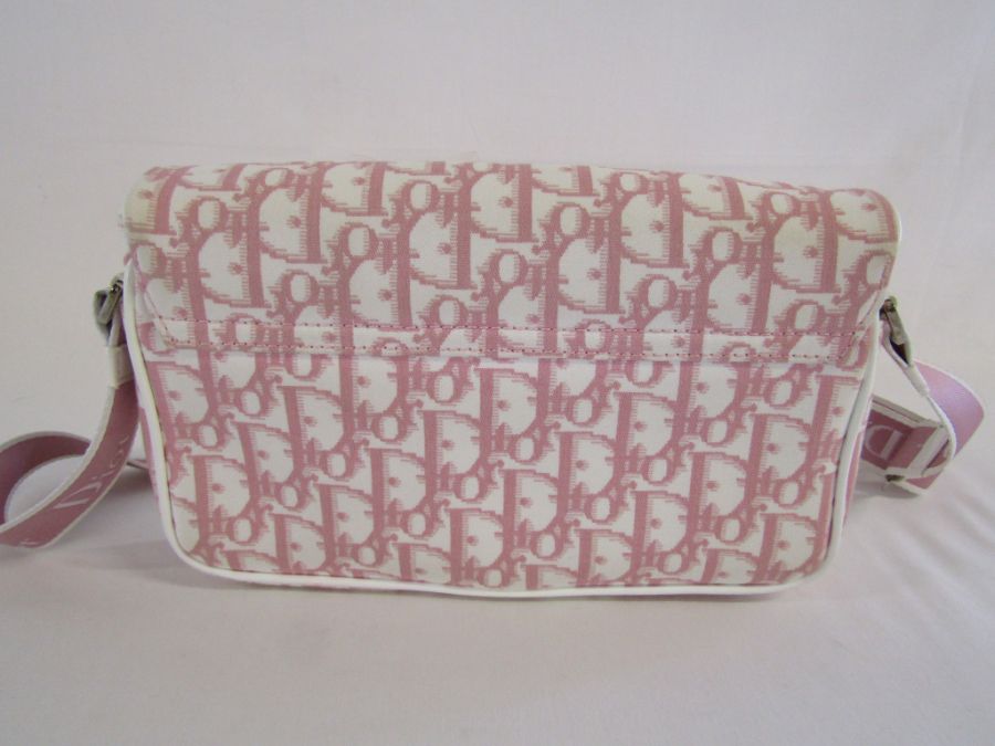 Christian Dior ladies bag with certificate card dated 2002 - Image 4 of 5