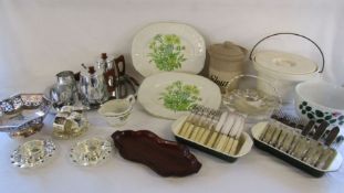 Collection of kitchenware to include Sona part coffee set, cast oven dishes (made in France),