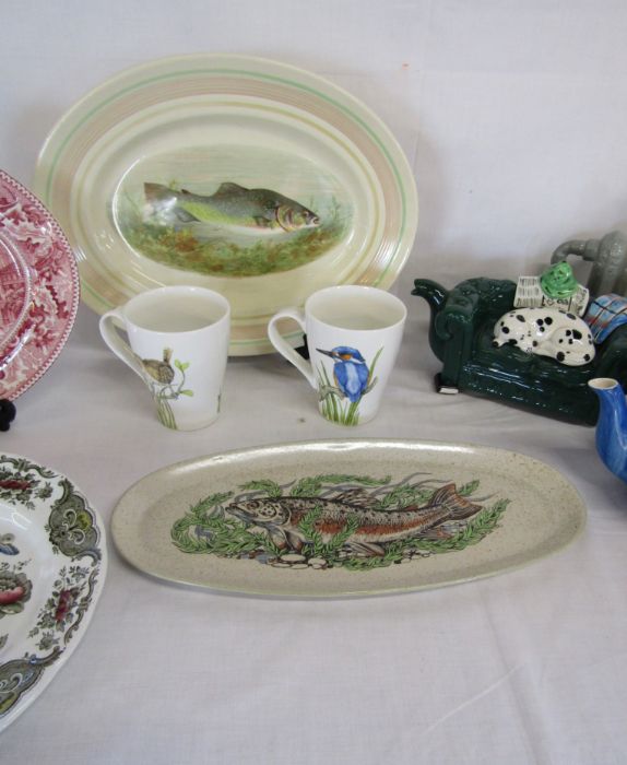 Four novelty teapots, selection of oval serving plates etc - Image 3 of 5
