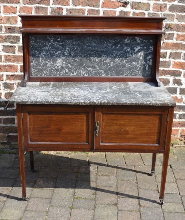 Late Victorian/Edwardian marble top wash stand