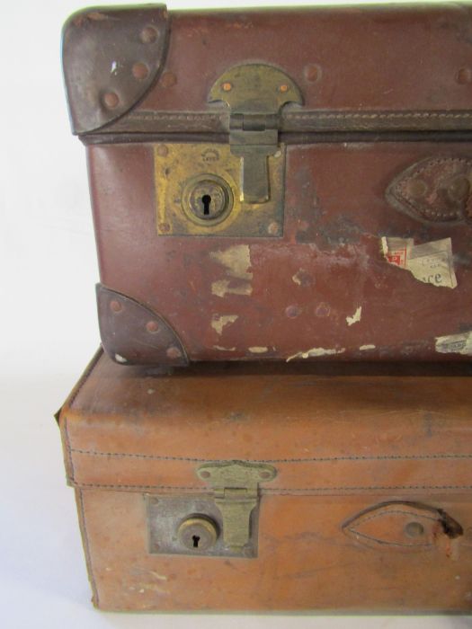 2 vintage suitcases - Image 2 of 7