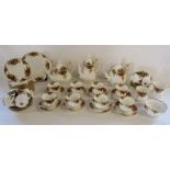 Large Royal Albert 'Old Country Roses' tea set approx. 58 pieces