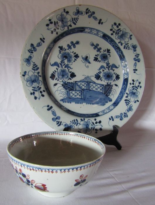 Large 18th century Delft plate with fence & flowers pattern dia. 35cm & porcelain slop bowl - Image 2 of 6