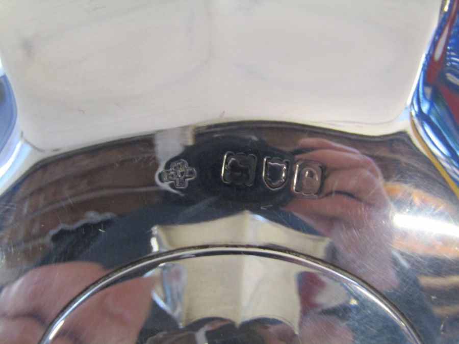 2 silver picture frames and a silver bon bon dish - weight of bon bon dish only 4.13ozt - Image 5 of 5