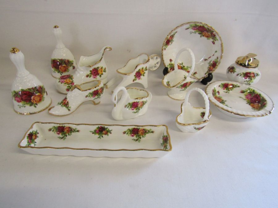 Royal Albert 'Old Country Roses' collectables to include, lighter and ashtray, also a couple of '