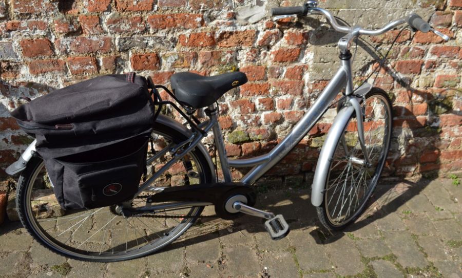 Dawes Haarlem ladies bicycle with 3 gears