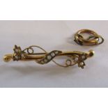 9ct gold and seed pearl brooch and a 9ct gold clasp total length 3.7cm - total weight 2.6g