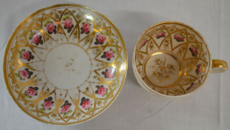 Late 18th century Crown Derby cup & saucer with gilding & rose decoration possibly by William - Image 3 of 4