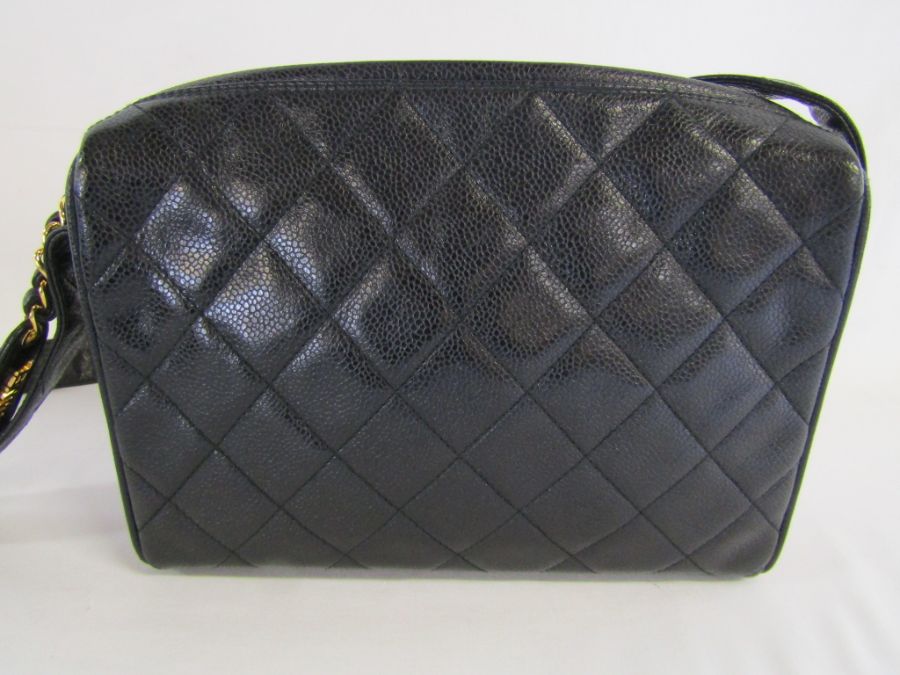 Quilted Chanel handbag 1996/97 (the certificate card is a different bag certificate) - bag size - Image 4 of 8