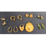 Selection of 9ct gold jewellery including pendant, earrings & padlock 9.4g