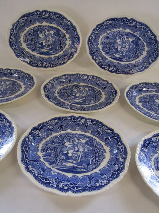 Collection of 7 Mason's Vista oval dinner plates - Image 3 of 4