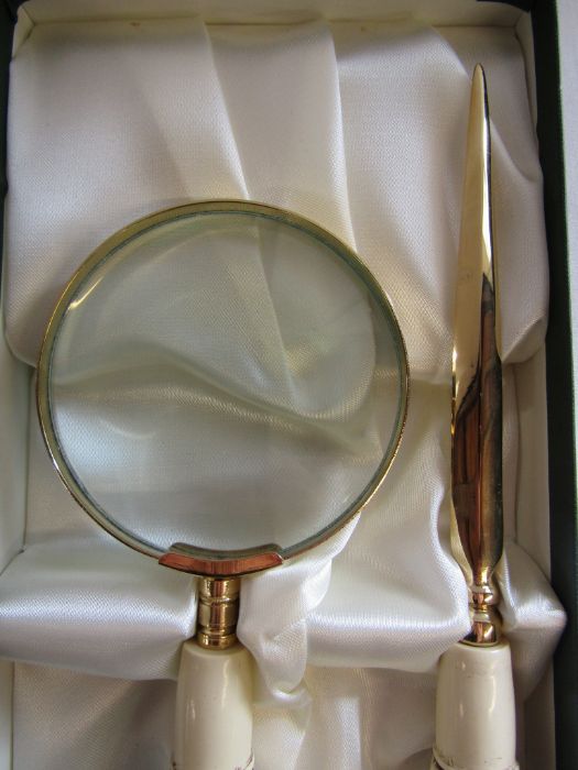 The County Set 'Sherlock Holmes' magnifying glass and letter opener, an Edwin Jagger razor ( - Image 5 of 5