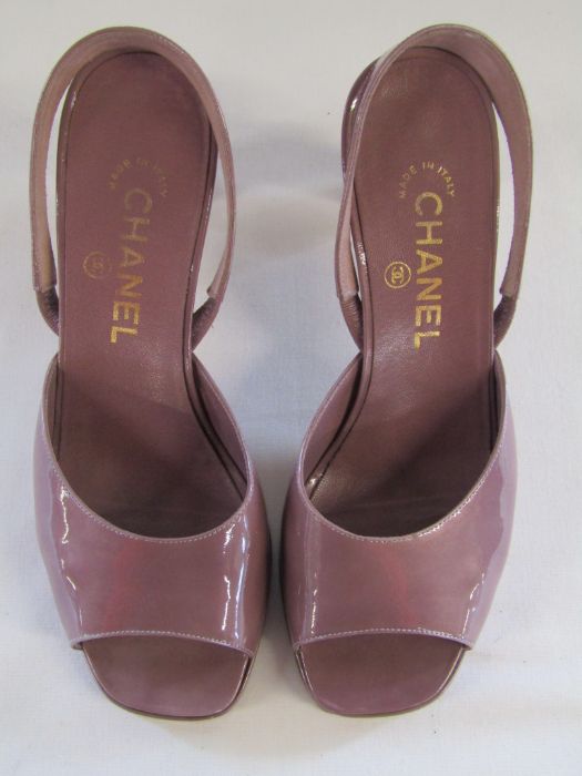 Vintage Chanel ladies sling back shoes size 36.5 - Image 2 of 7