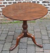 Georgian mahogany tilt top table Dia 75cm