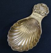 Silver shell bowl caddy spoon, London 1972 0.71ozt