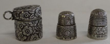 Silver commemorative thimble Queen Victoria's Diamond Jubilee by Deakin & Francis Birmingham 1897,