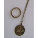 9ct gold ring with spinel stones total weight 2.2g ring size N and gold necklace and pendant