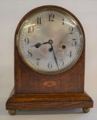 Junghans German oak case bracket clock with Westminster chime & inlay decoration Ht 34cm W 28cm