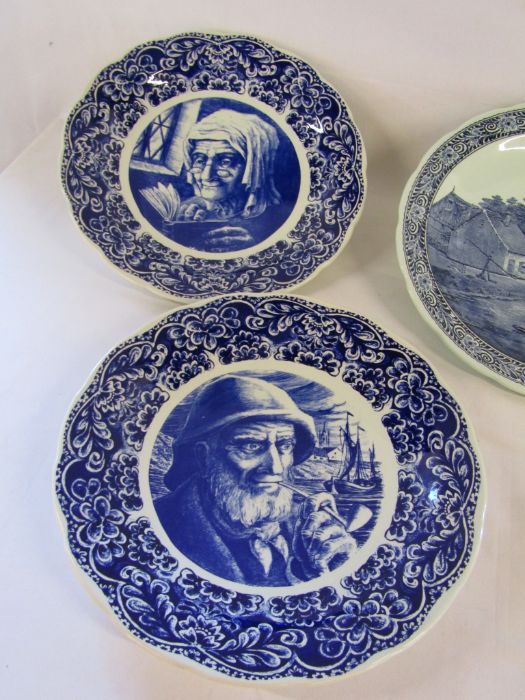 A collection of Delft's chargers Boch Freres and Boch Belgium - Image 2 of 6